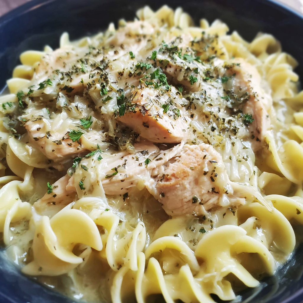 Crockpot Chicken and Noodles